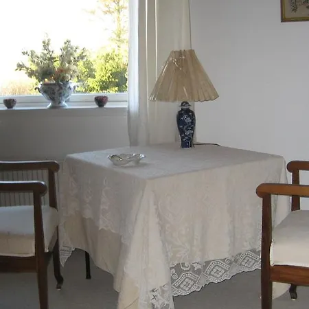 Vejby Bed and Breakfast *